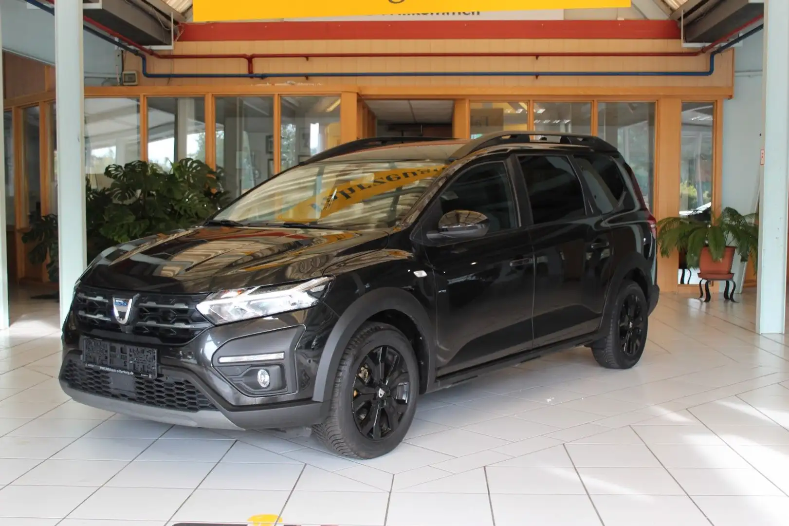Dacia Jogger Extreme+ TCe 100 ECO-G 7-Sitzer Schwarz - 2