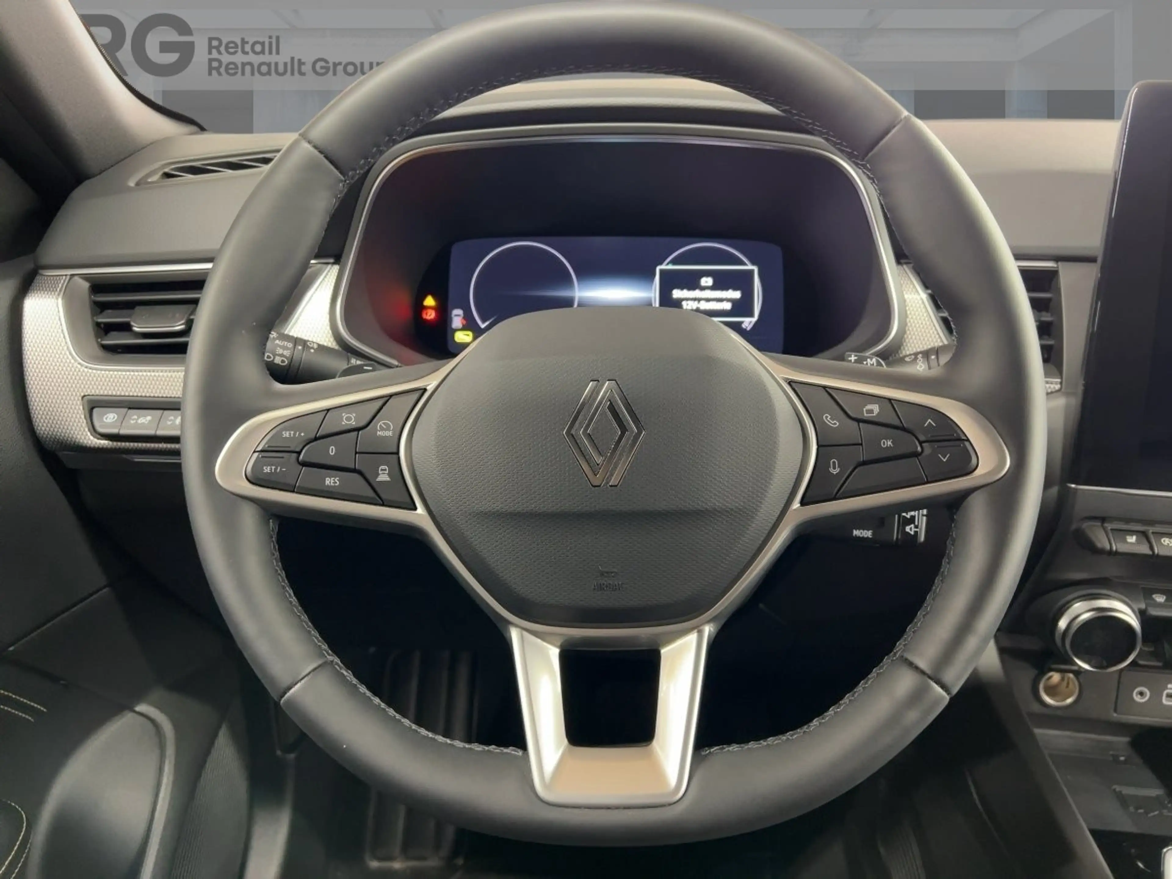 Renault Arkana TECHNO TCe 140 EDC SITZHEIZUNG — photo 11
