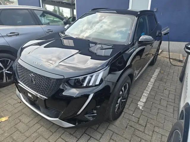 Peugeot e-2008 50 kWh GT