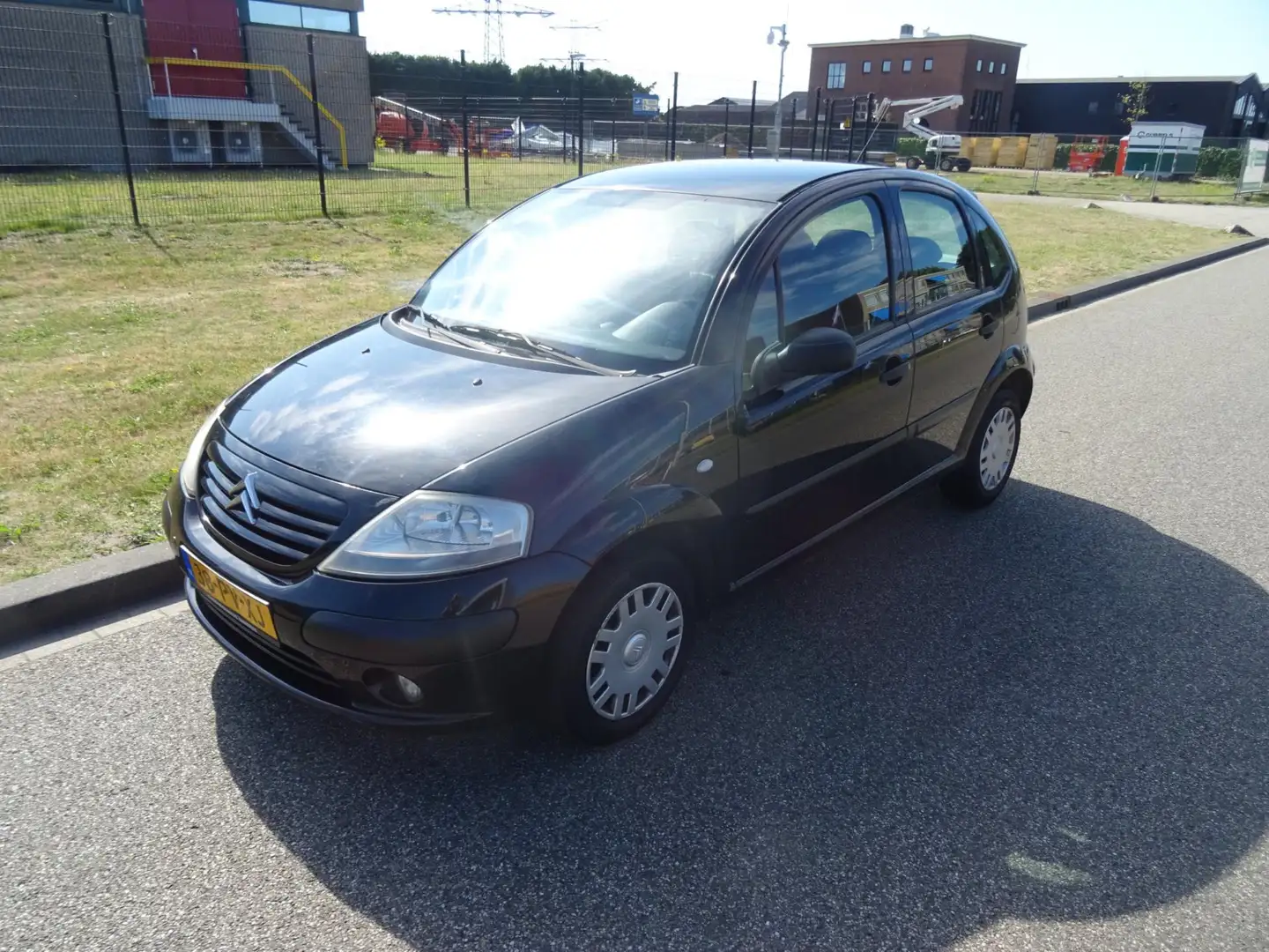 Citroen C3 1.4i Différence Zwart - 1