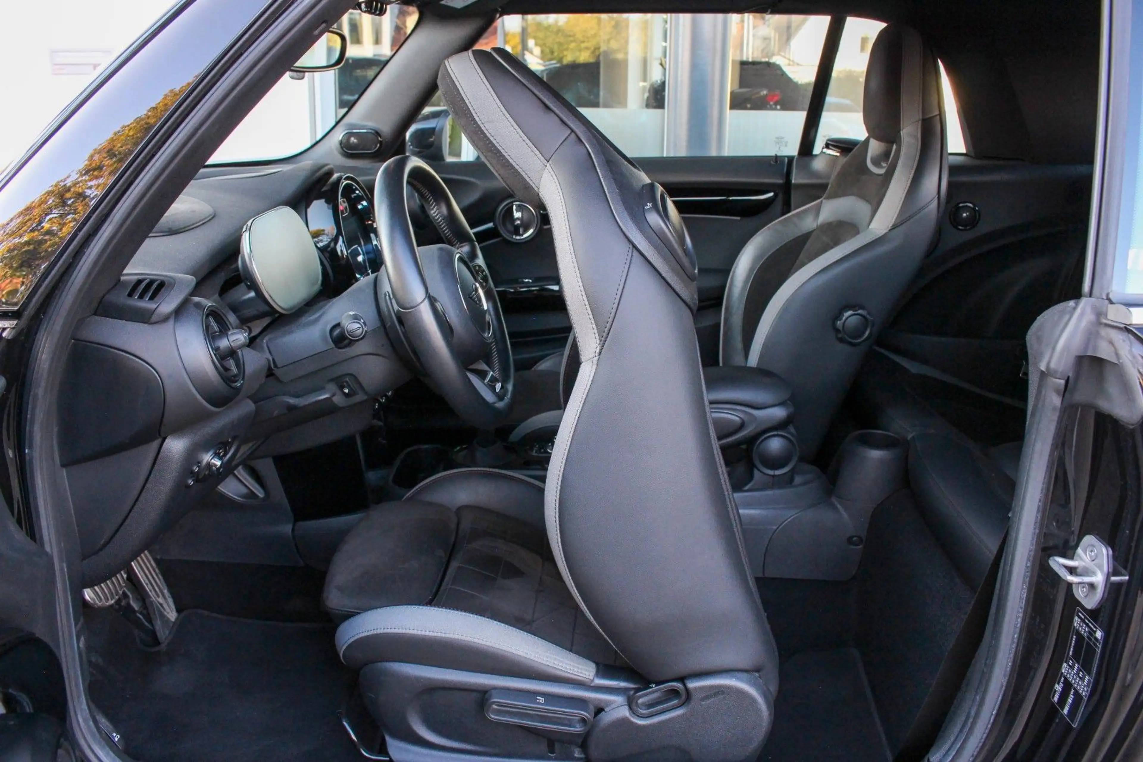 MINI John Cooper Works Cabrio / HEAD-UP / H&K / NAVI — photo 14
