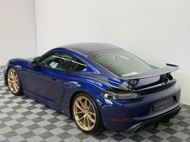 Porsche Cayman view 3