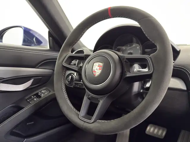 Porsche Cayman view 12