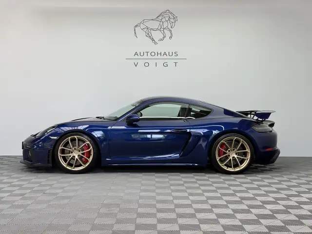 Porsche Cayman main image