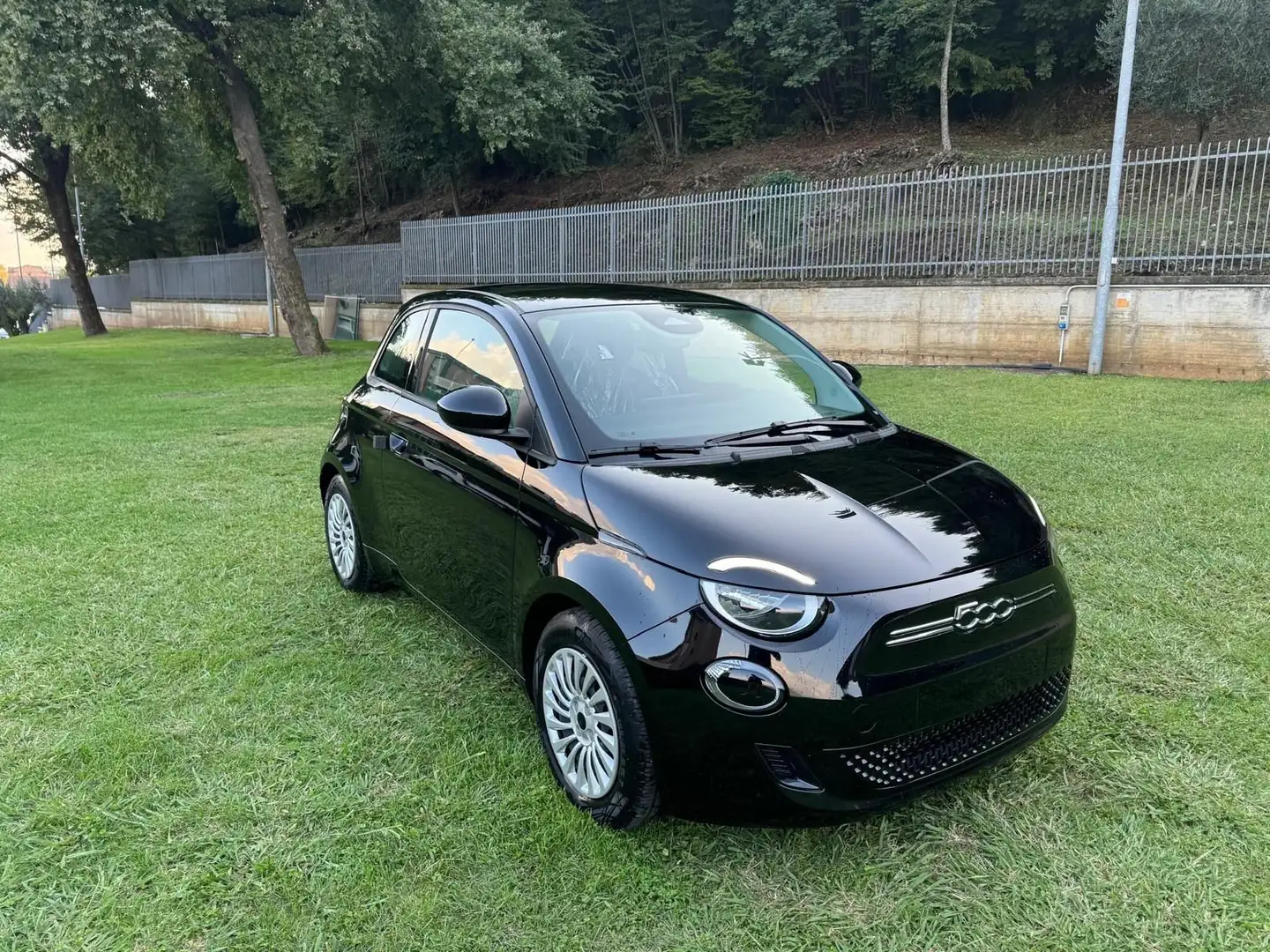 Fiat 500e bev hatchback 320 berlina Nero - 2