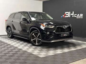 LOUNGE AWD 4X4 - SUIVI COMPLET TOYOTA - TOIT OUVRANT - MARCHE PIEDS - 7 PLACES
