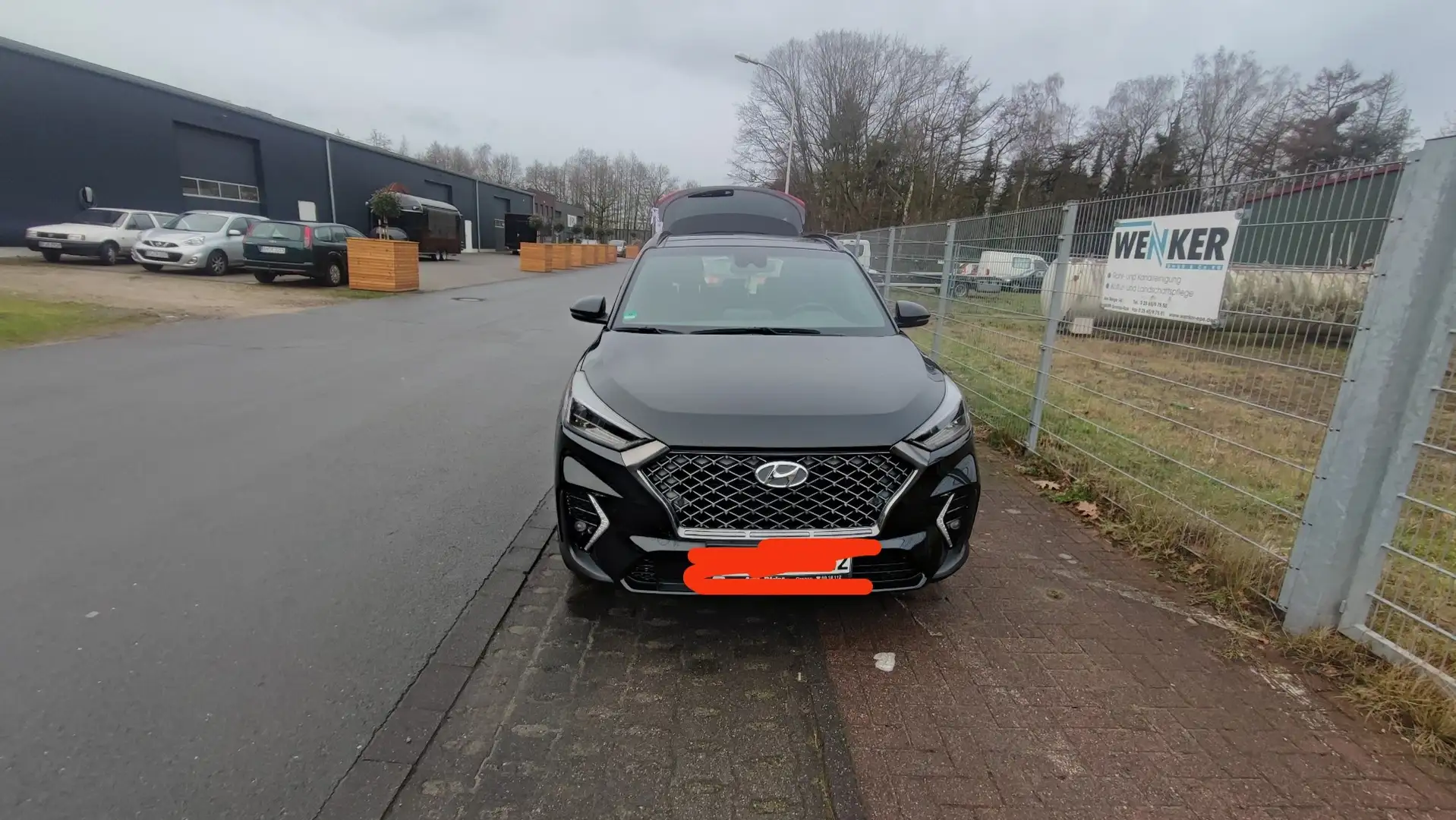 Hyundai TUCSON Style 4WD N-Line Schwarz - 1