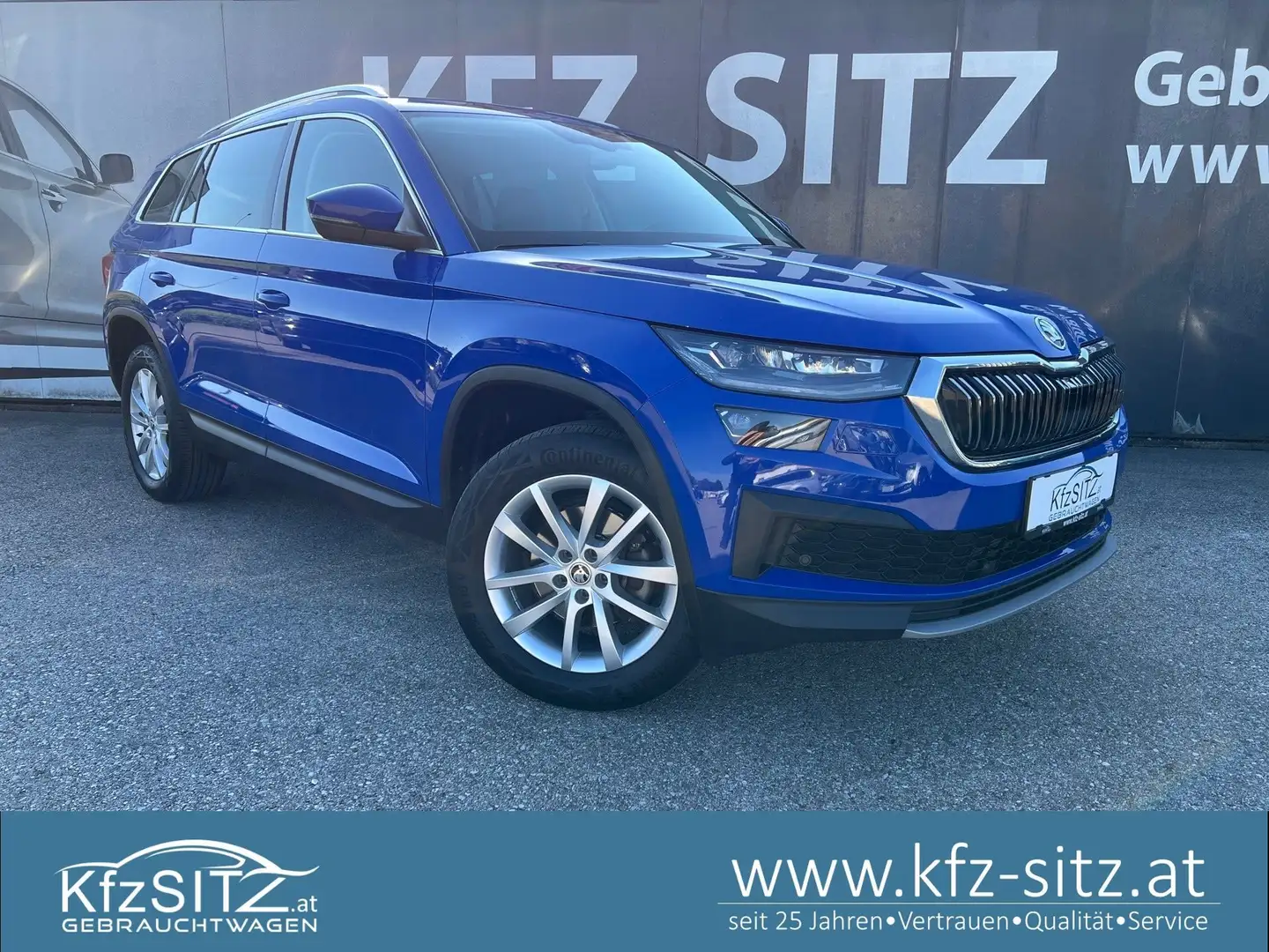 Skoda Kodiaq 2,0 TDI SCR 4x4 Style DSG | AHK Blau - 1