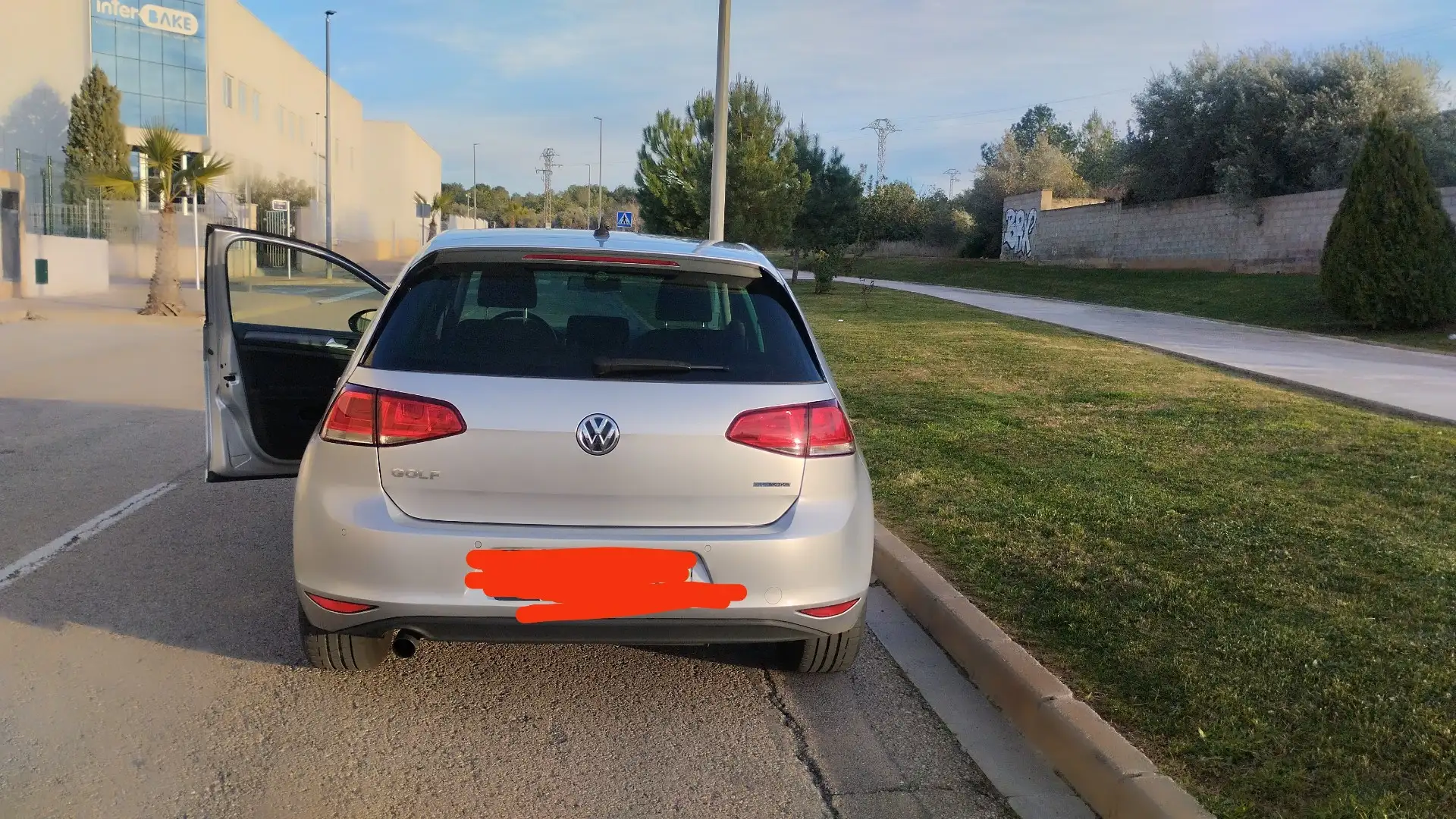 Volkswagen Golf 1.6TDI CR BM Bluemotion Business 110 - 1
