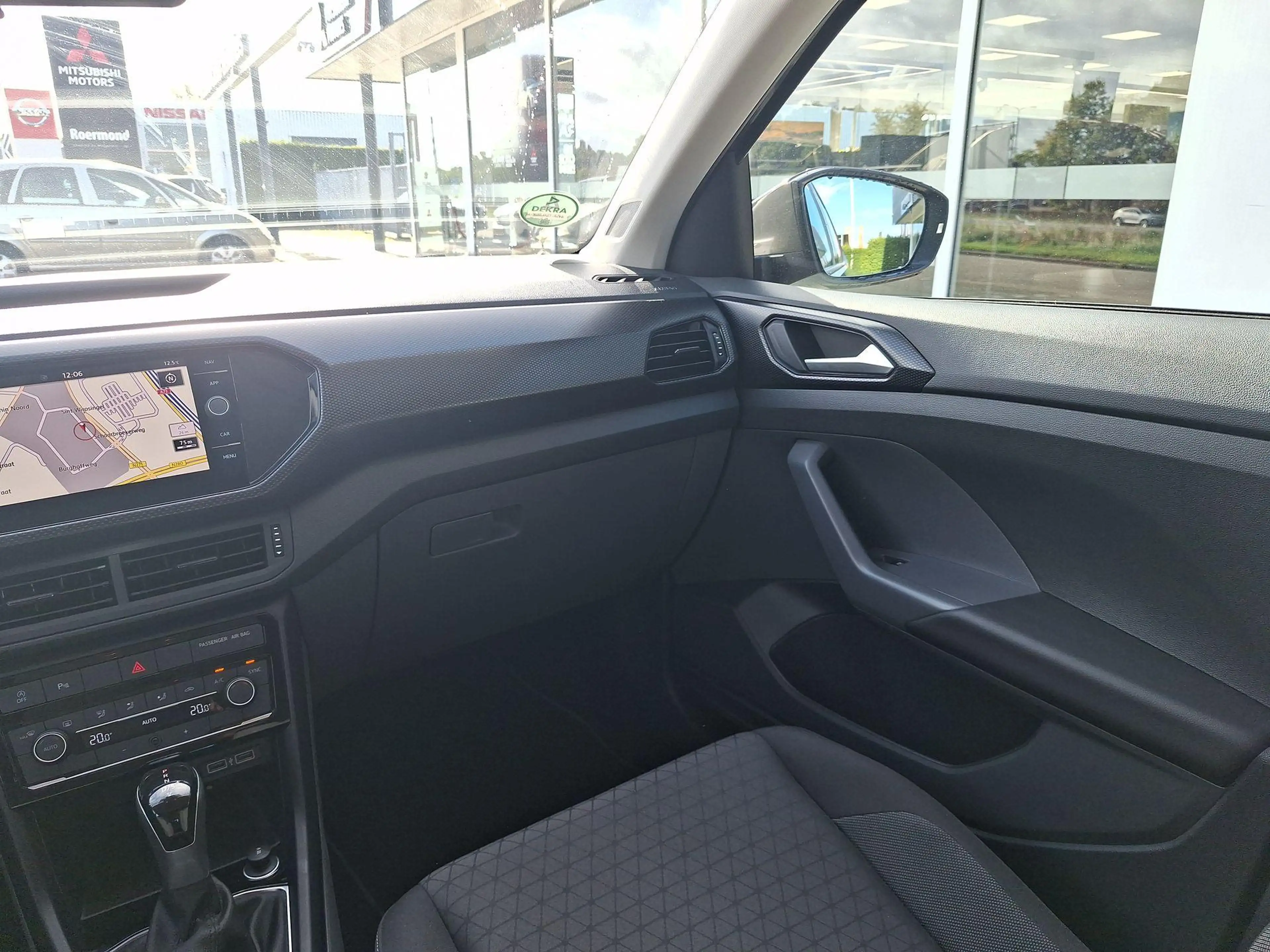 Volkswagen T-Cross 1.0 TSI 115 PK Life | NL-Auto | Automaat | Navigat — photo 10