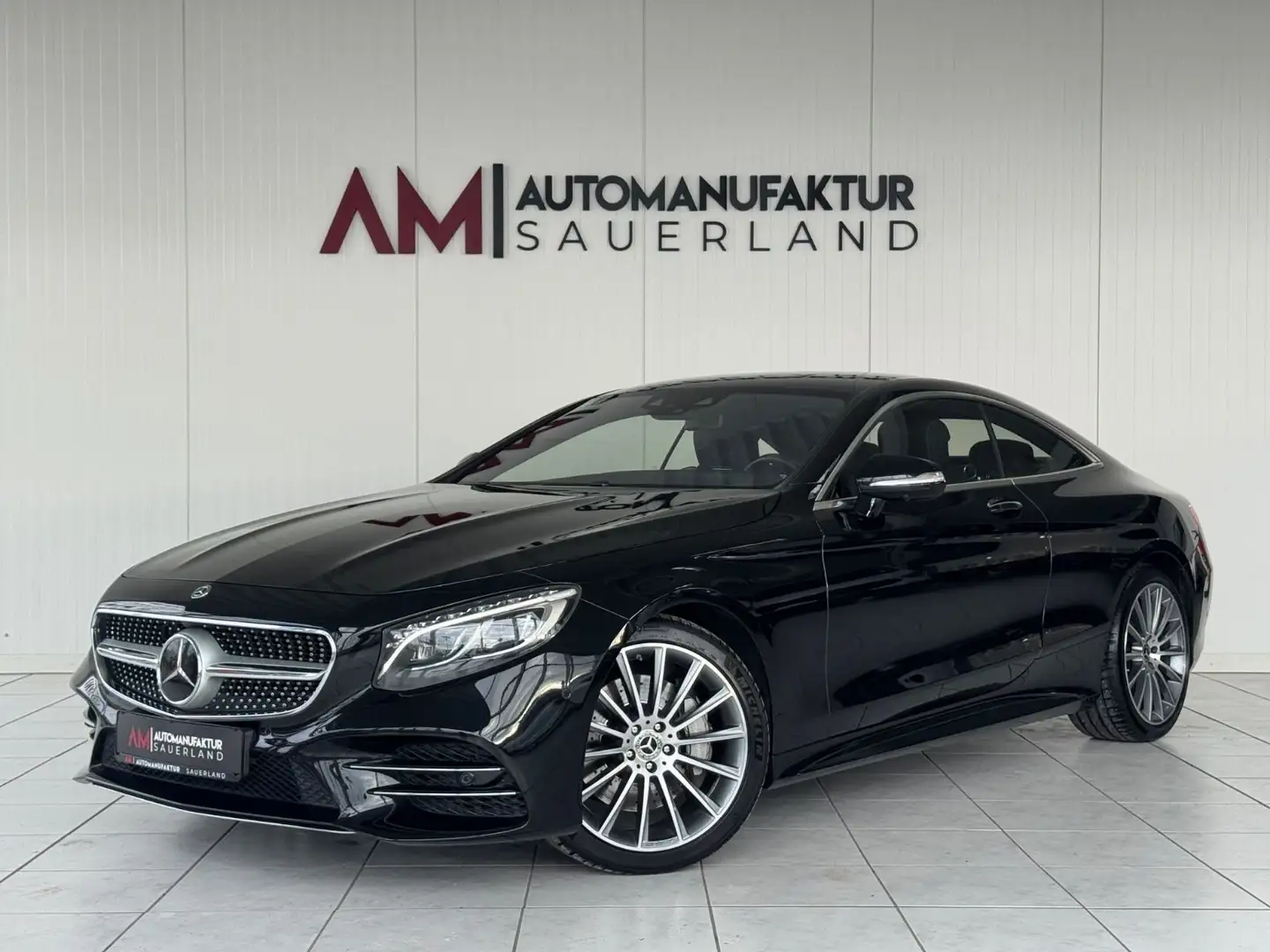 Mercedes-Benz S 560 S560 Coupe 4Matic*AMG*VOLL*Burmester*Pano*Massag Schwarz - 1