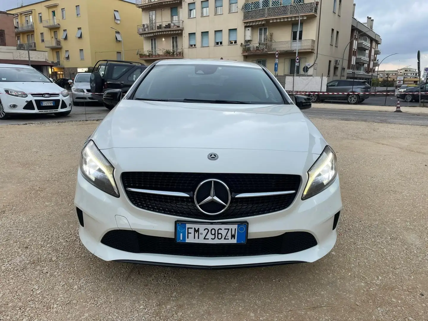 Mercedes-Benz A 180 A 180 d Sport Next Bianco - 2