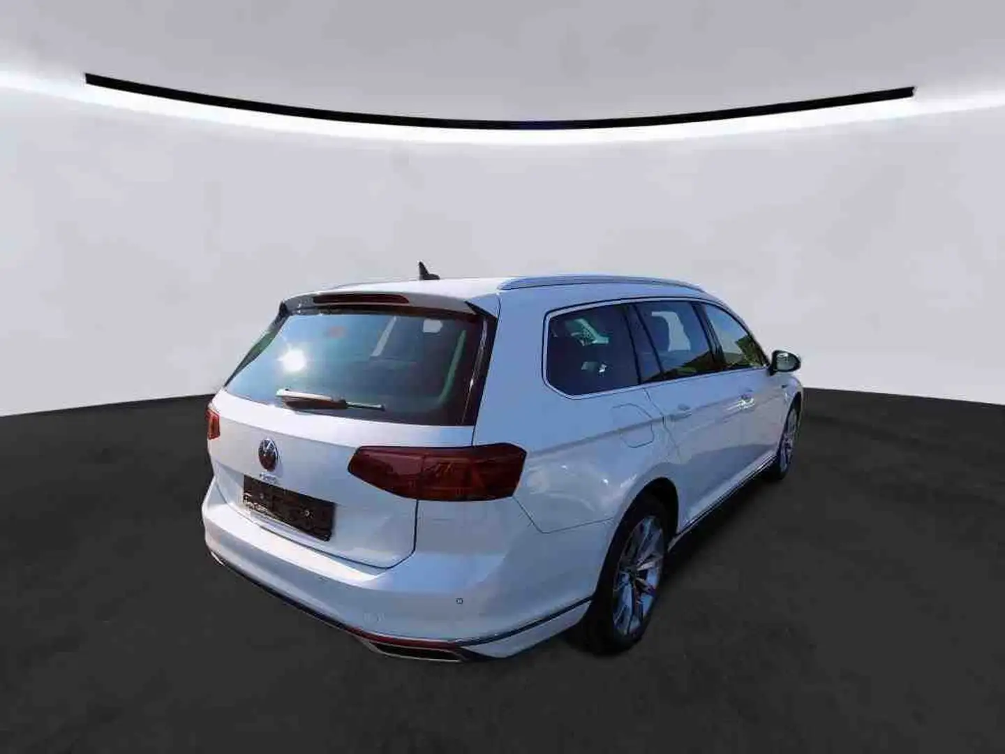 Volkswagen Passat Variant 1.4 TSI GTE MATRIX DCC AHK Blanc - 2