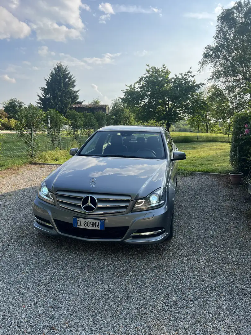 Mercedes-Benz C 250 CDI DPF 4Matic (BlueEFFICIENCY) 7G-TRONIC Avantgar - 2