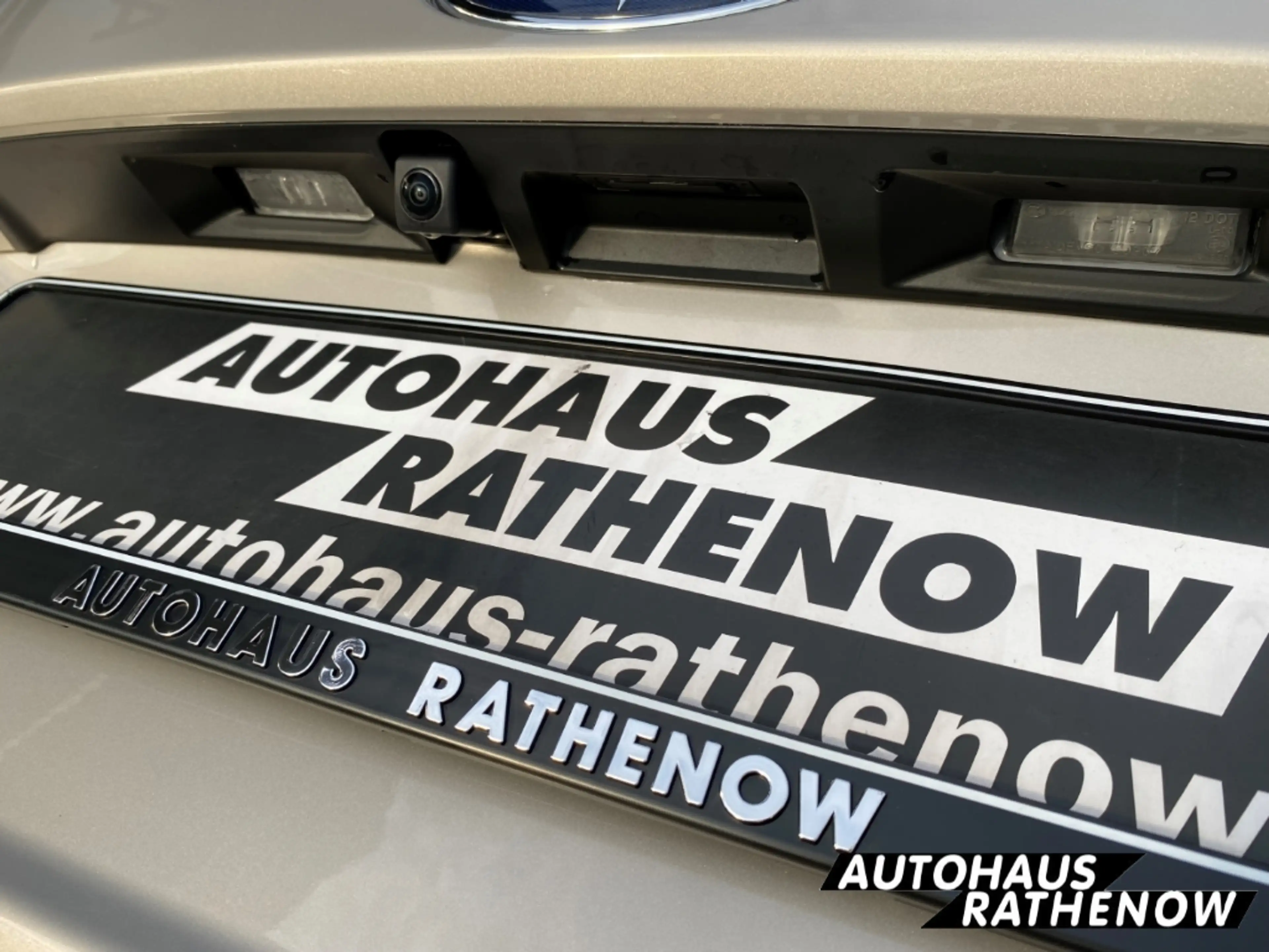 Subaru OUTBACK Platinum 2.5i Leder LED Kurvenlicht NAVI el. Heckk — photo 9