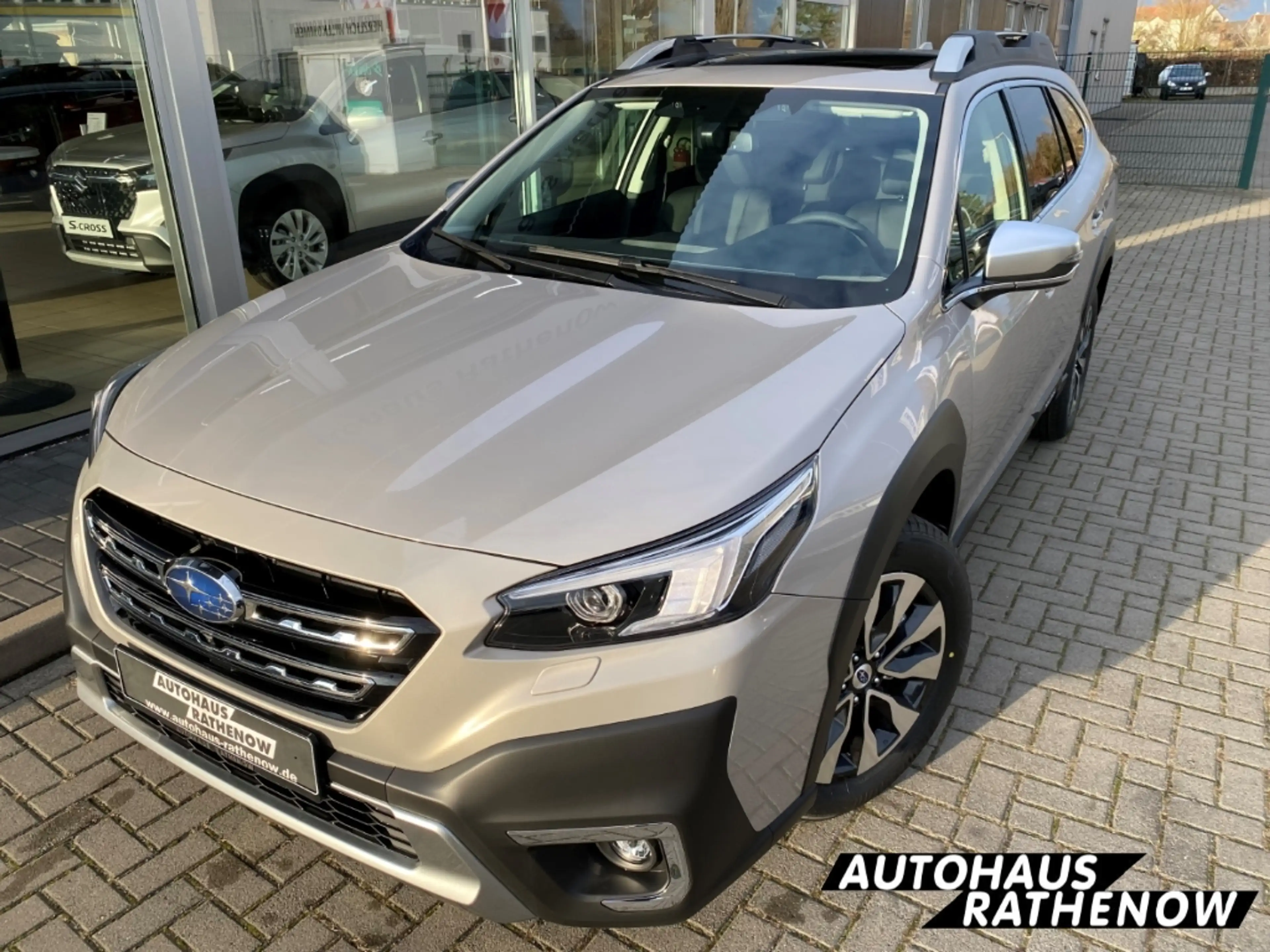Subaru OUTBACK Platinum 2.5i Leder LED Kurvenlicht NAVI el. Heckk — photo 2