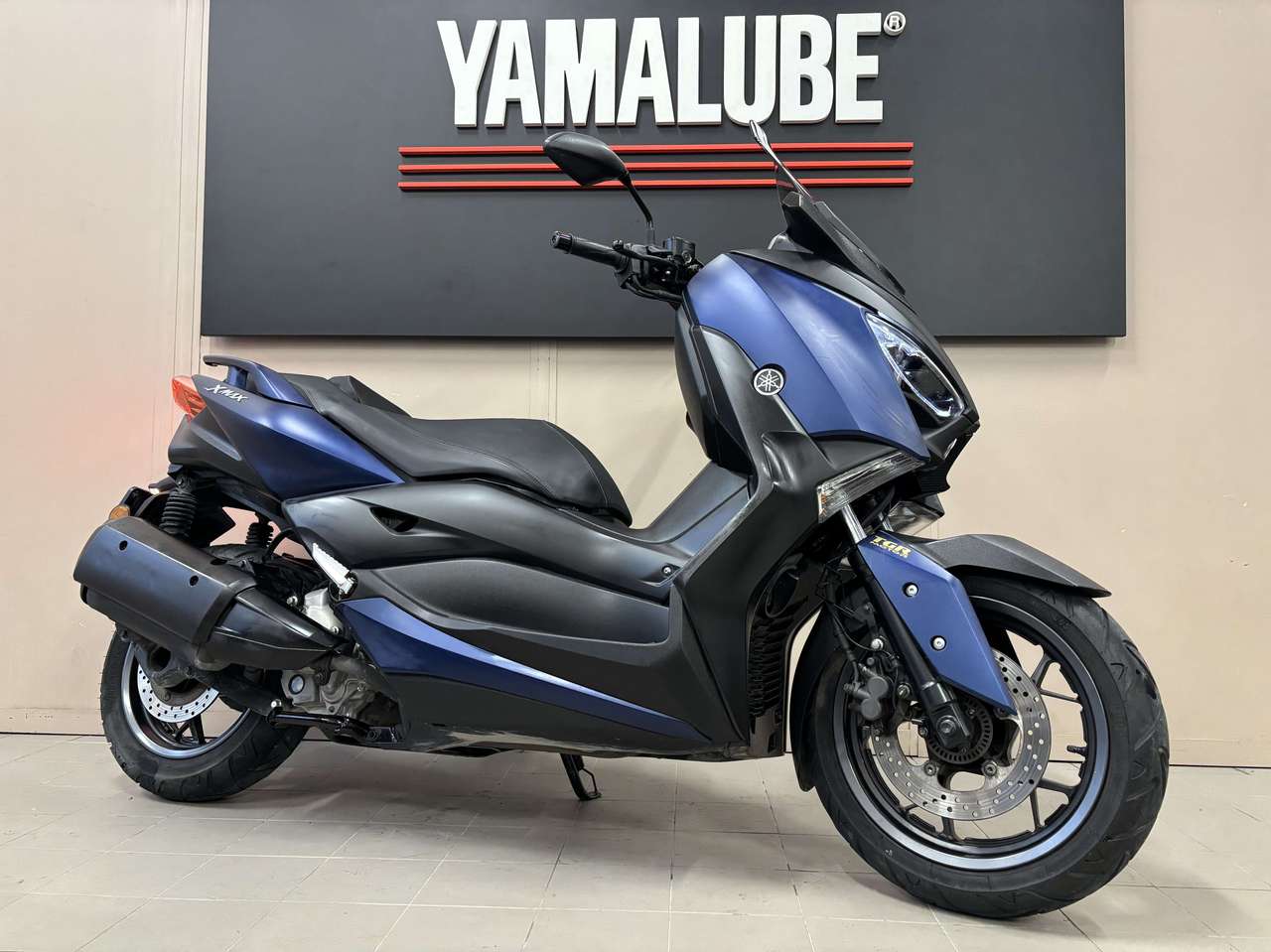 Yamaha X-Max 300