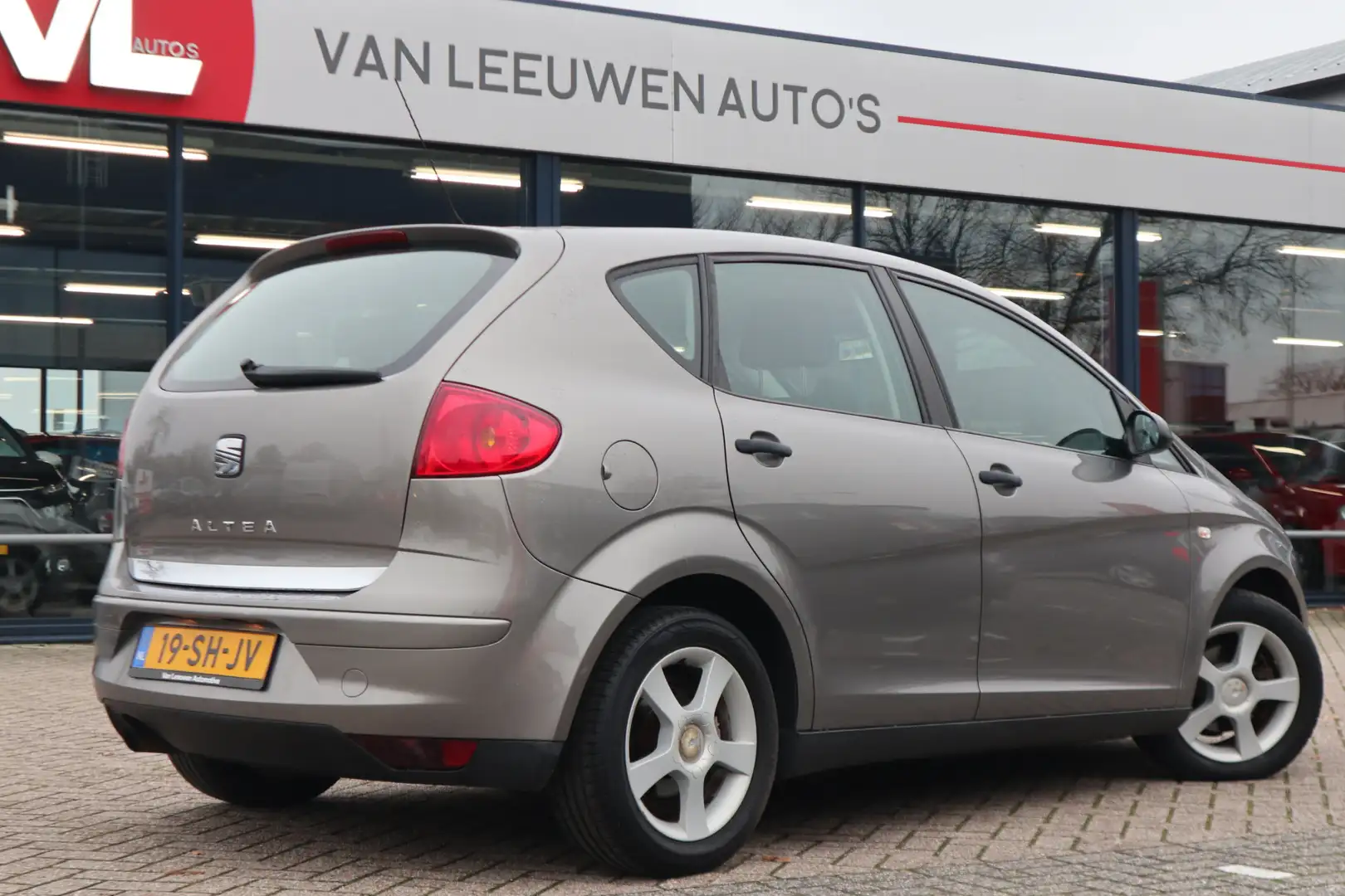 SEAT Altea 1.6 Reference | Airco | D. riem vervangen | Lichtm Grey - 2