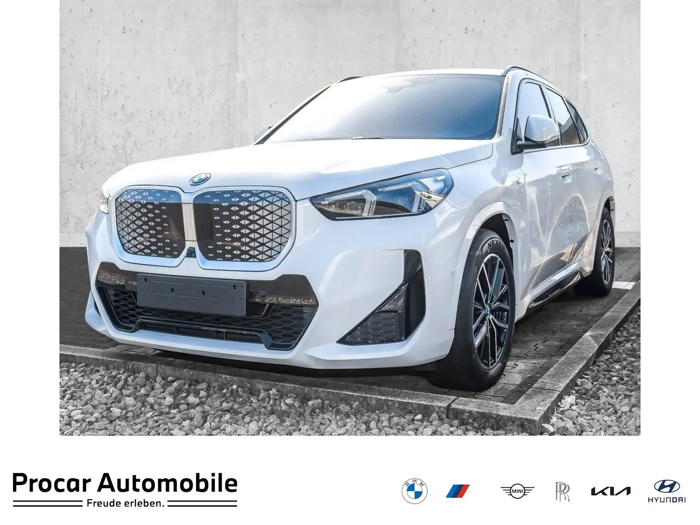 BMW iX1 eDrive20 M Sport 360° Aktivsitz H/K Sound AHK Wit - 1