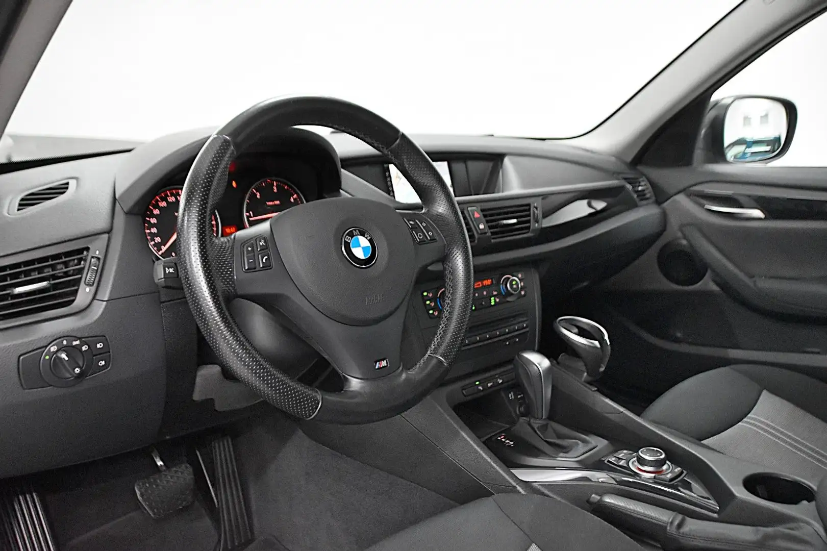 BMW X1 XDRIVE 2.0D*AUS 1 HAND*FINANZIERUNG MÖGLICH* Noir - 2