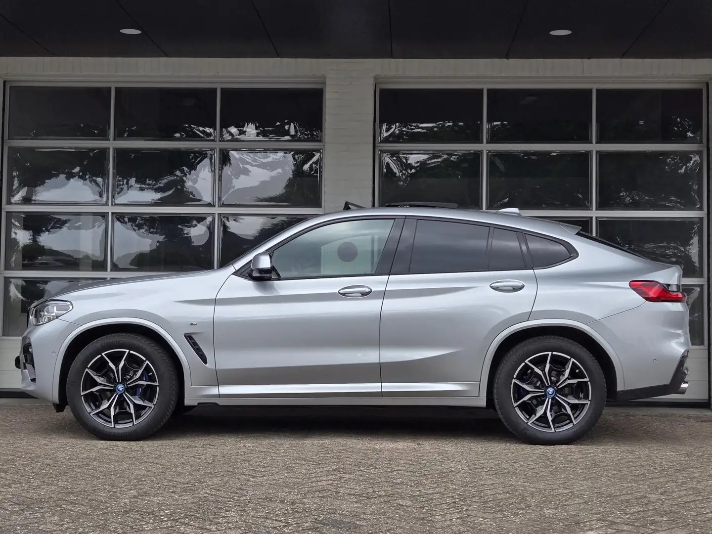 BMW X4 xDrive30i M SPORT | 360 CAMERA | PANORAMA | STOELV Grijs - 2