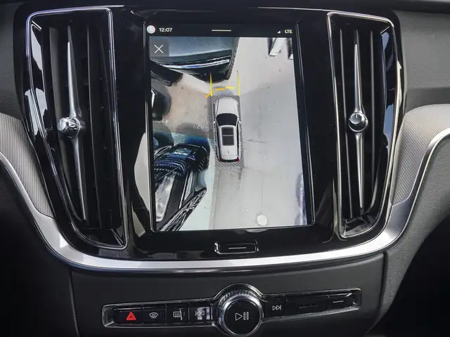 Volvo V60 view 13