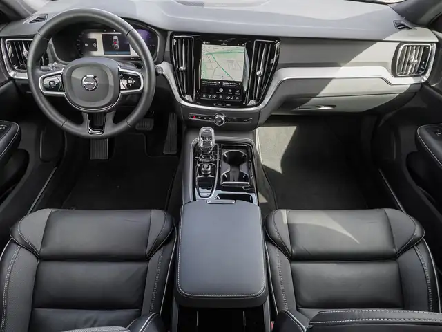 Volvo V60 view 10