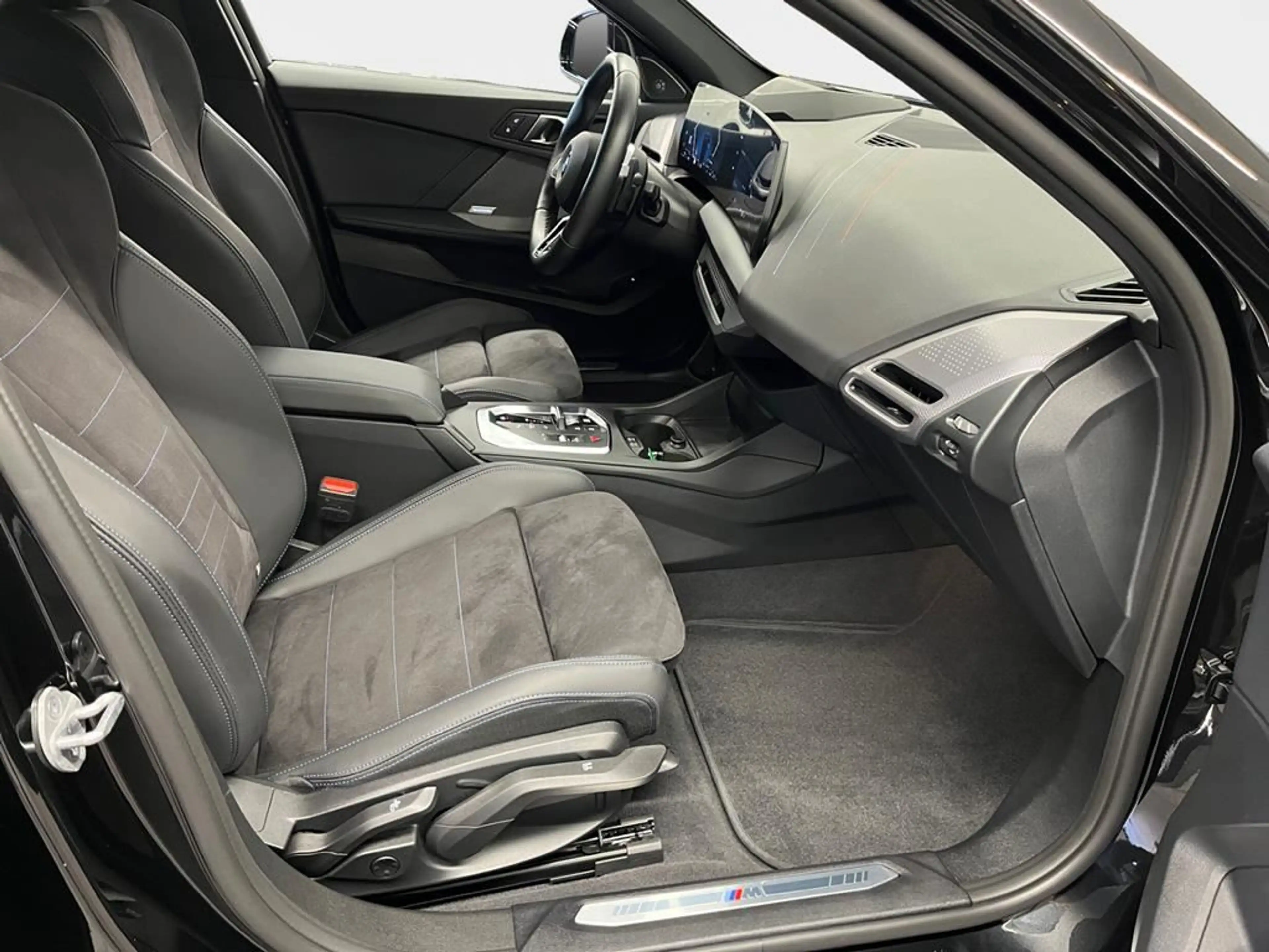 BMW 123 M Sport — photo 14