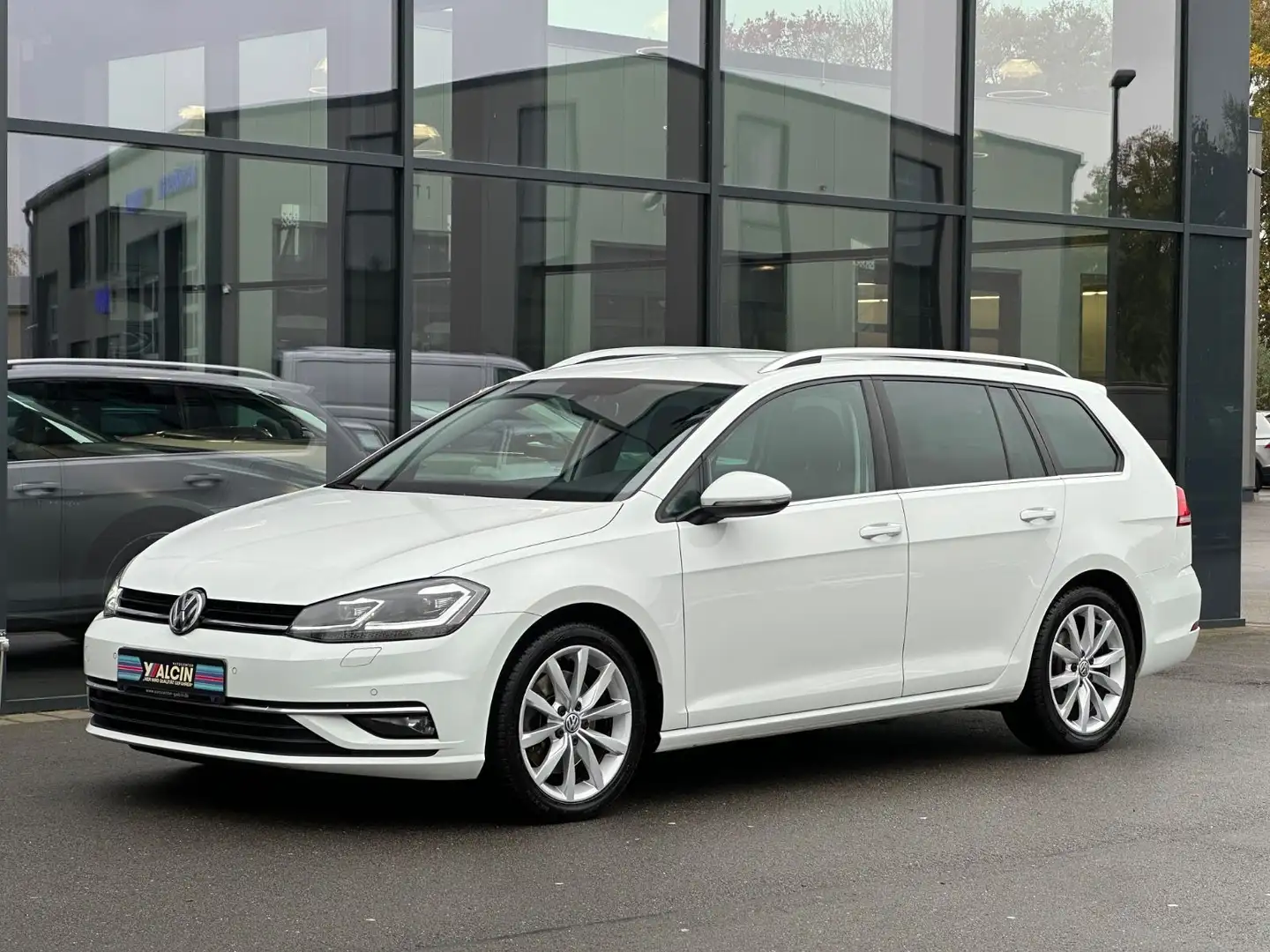 Volkswagen Golf 2.0 TDI DSG Highline Variant ACC/R-C/AHK Weiß - 2