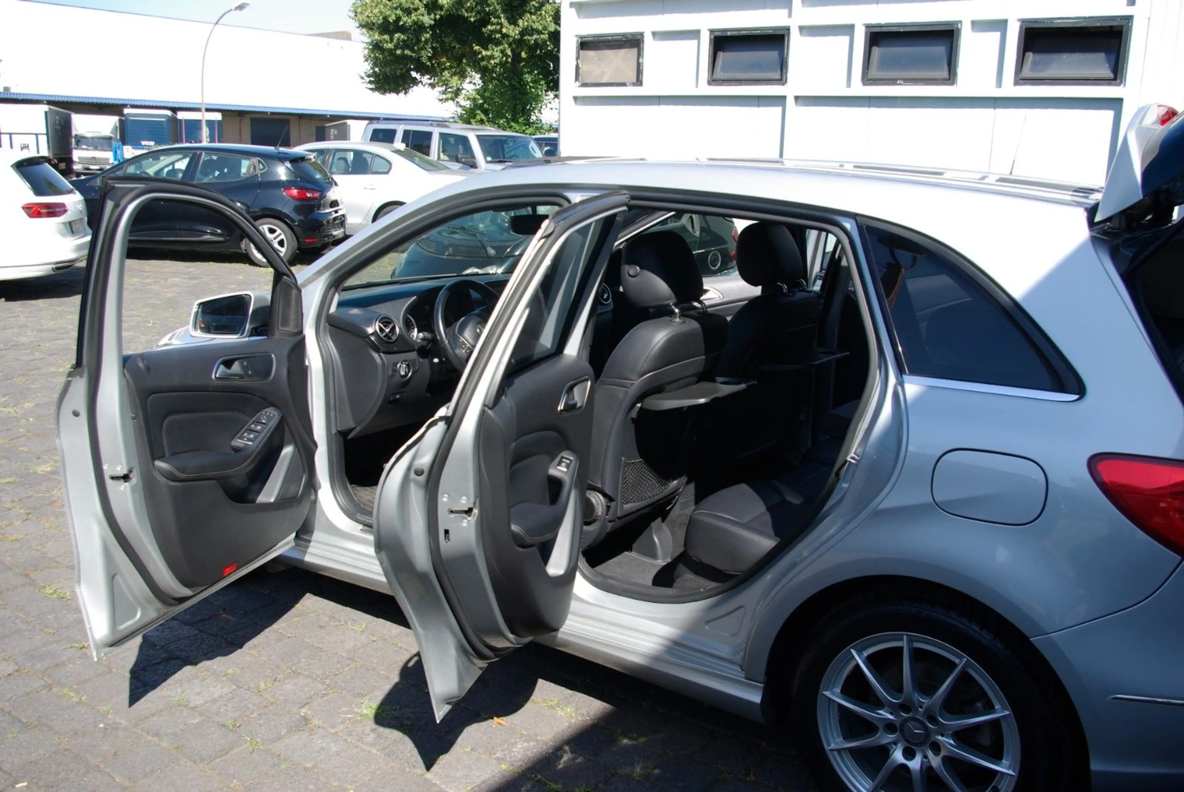 Mercedes-Benz B 200 B -Klasse B 200 CDI Edition 1 — photo 11