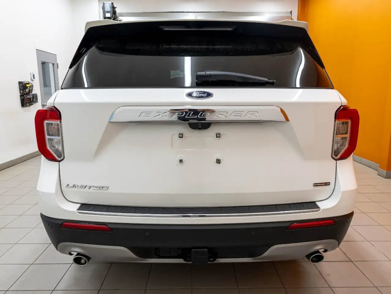 Ford Explorer photo Ford Explorer