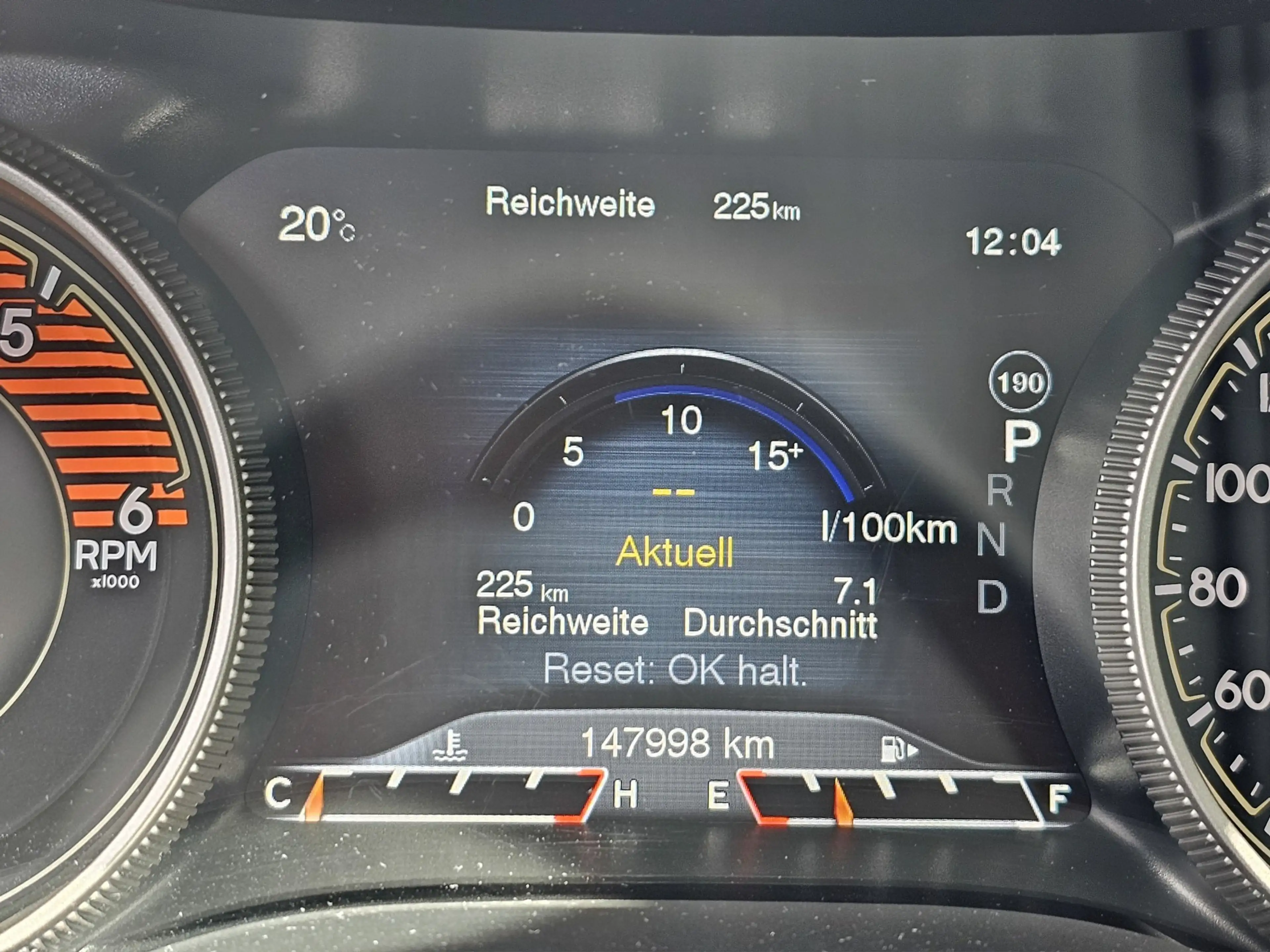 Jeep Cherokee Limited 4WD — photo 11