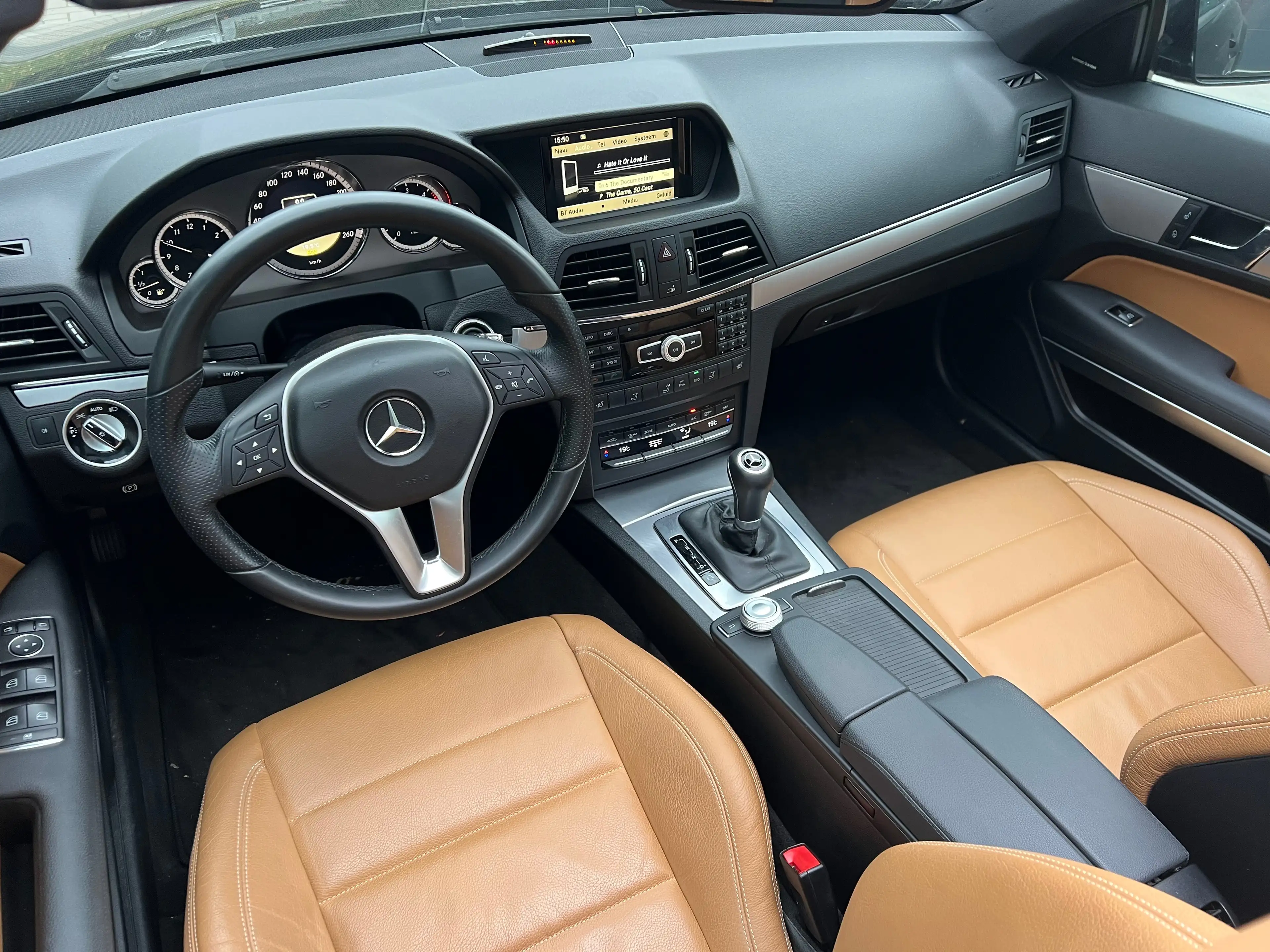 Mercedes-Benz E 220 CDI DPF Cabrio Avantgarde Camera Navi Xenon — photo 14