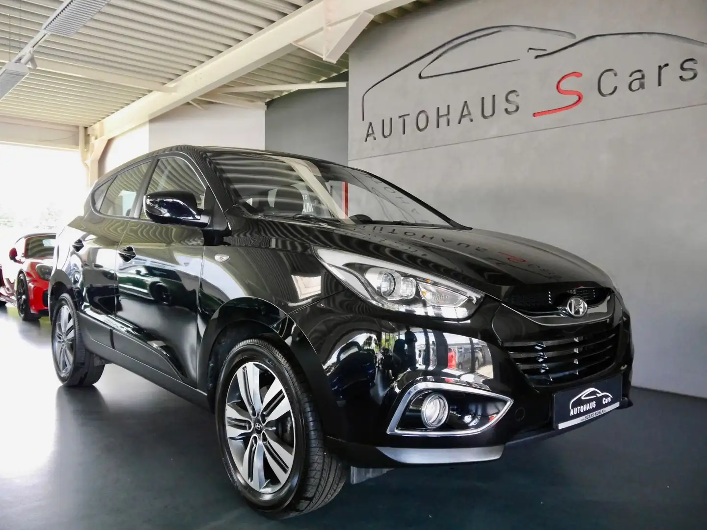 Hyundai iX35 FIFA World Cup Edition 2WD*1.Hand*79.900TKM Zwart - 1