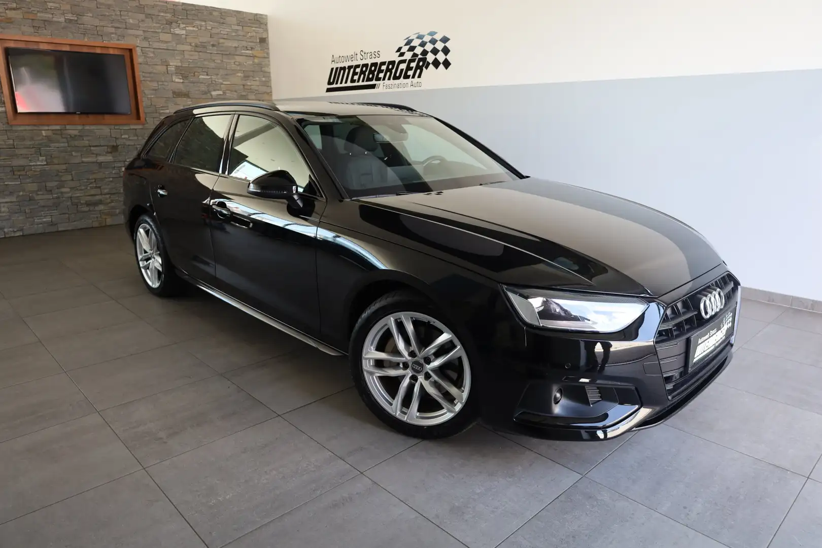 Audi A4 Avant 40 TDI advanced S-tronic DAB AHK PDC Noir - 1