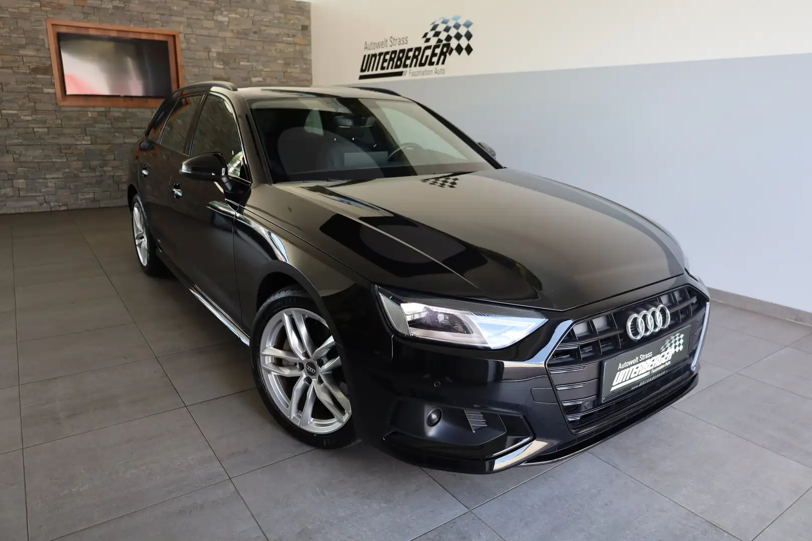 Audi A4 Avant 40 TDI advanced S-tronic DAB AHK PDC Noir - 2