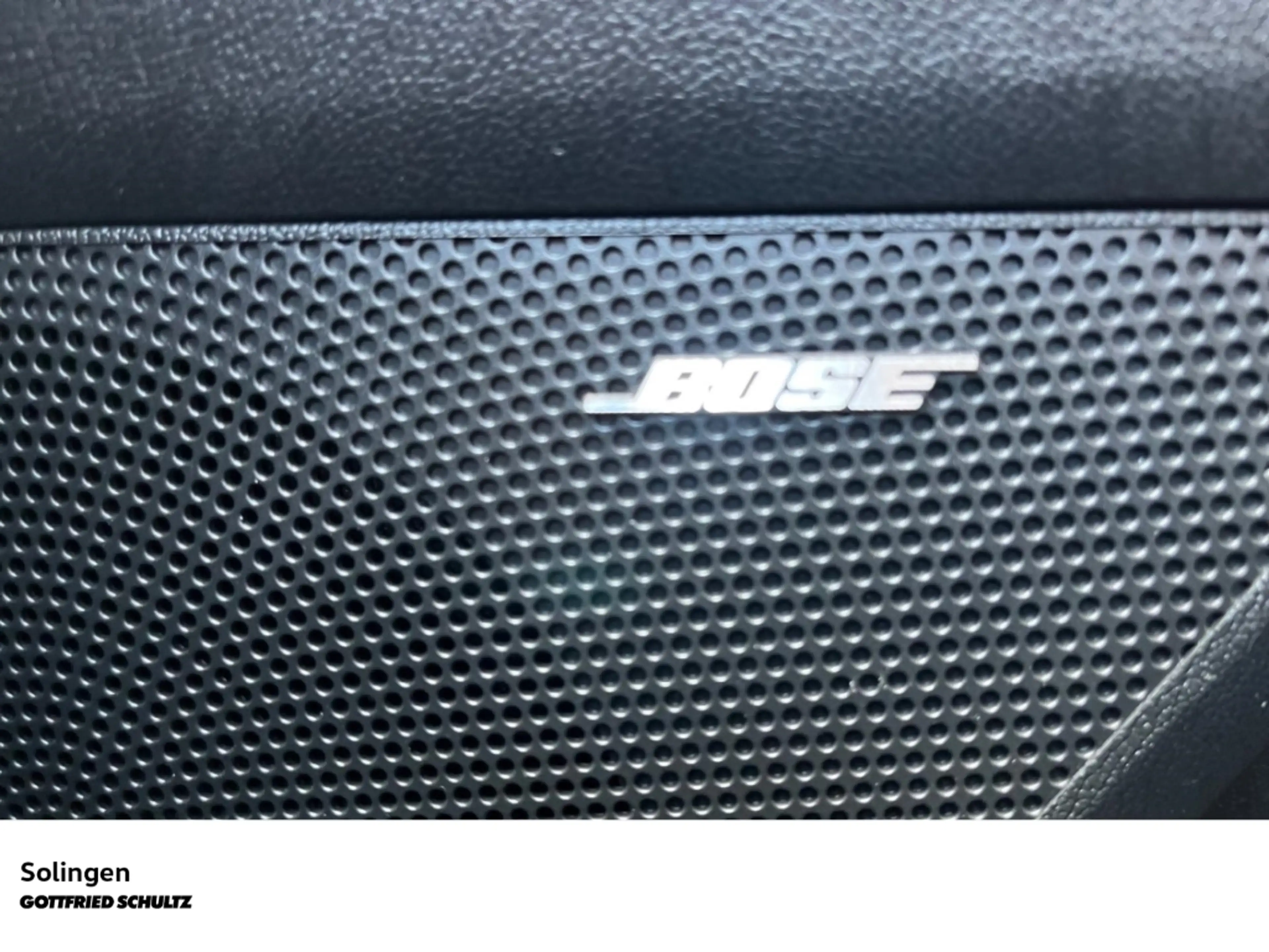Kia Sorento 2.2 Spirit 4WD   Aut.   Navi   Bose   Keyless — photo 12