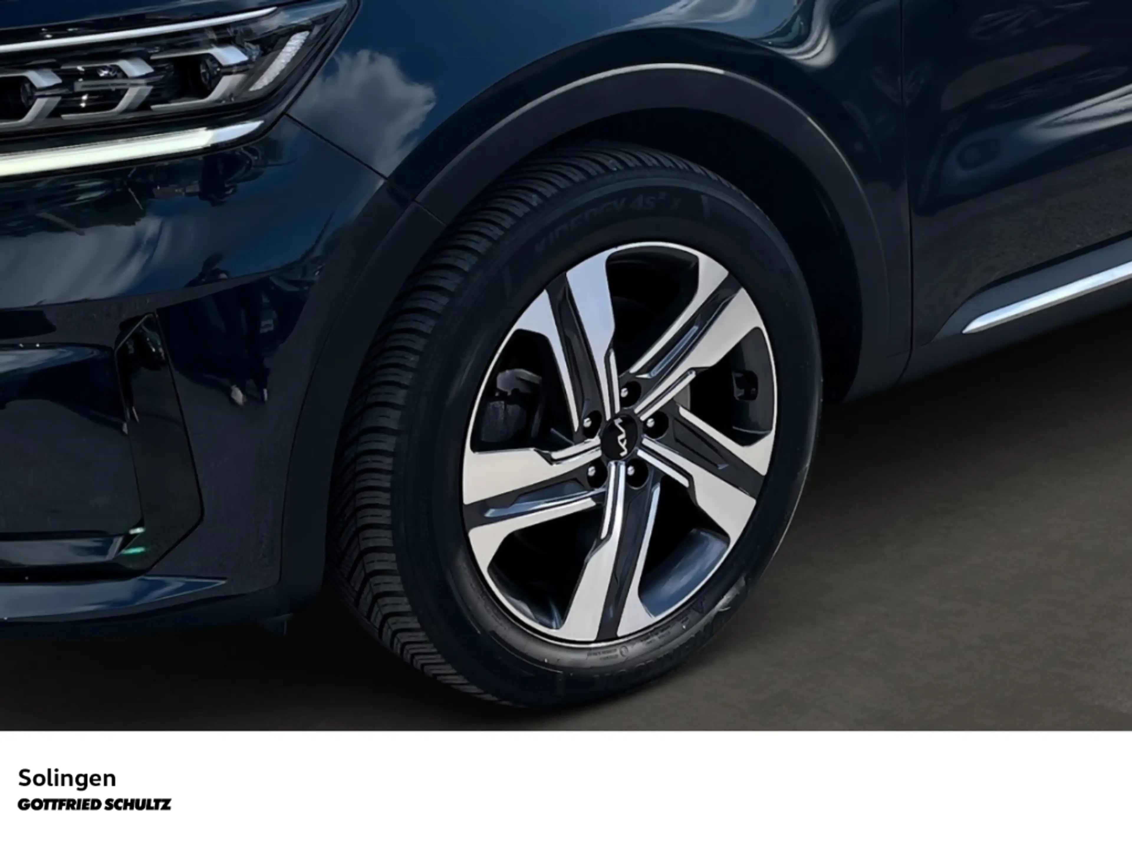 Kia Sorento 2.2 Spirit 4WD   Aut.   Navi   Bose   Keyless — photo 8