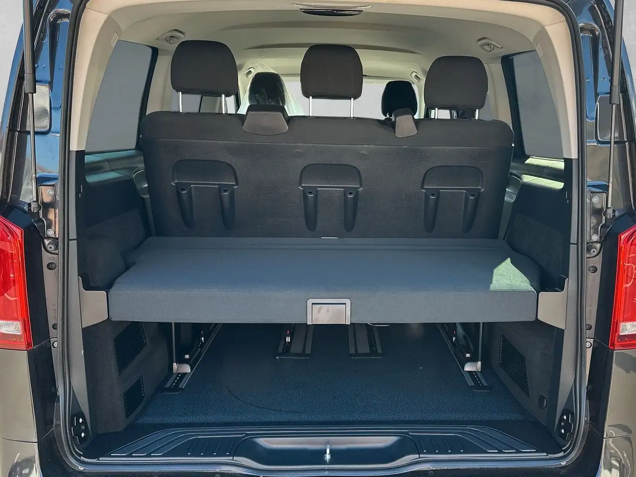 Mercedes-Benz Vito Tourer CDI Pro 4x4 lang 8