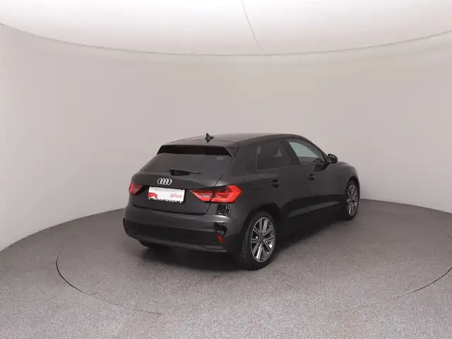 Audi A1 view 4