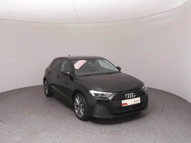 Audi A1 view 2