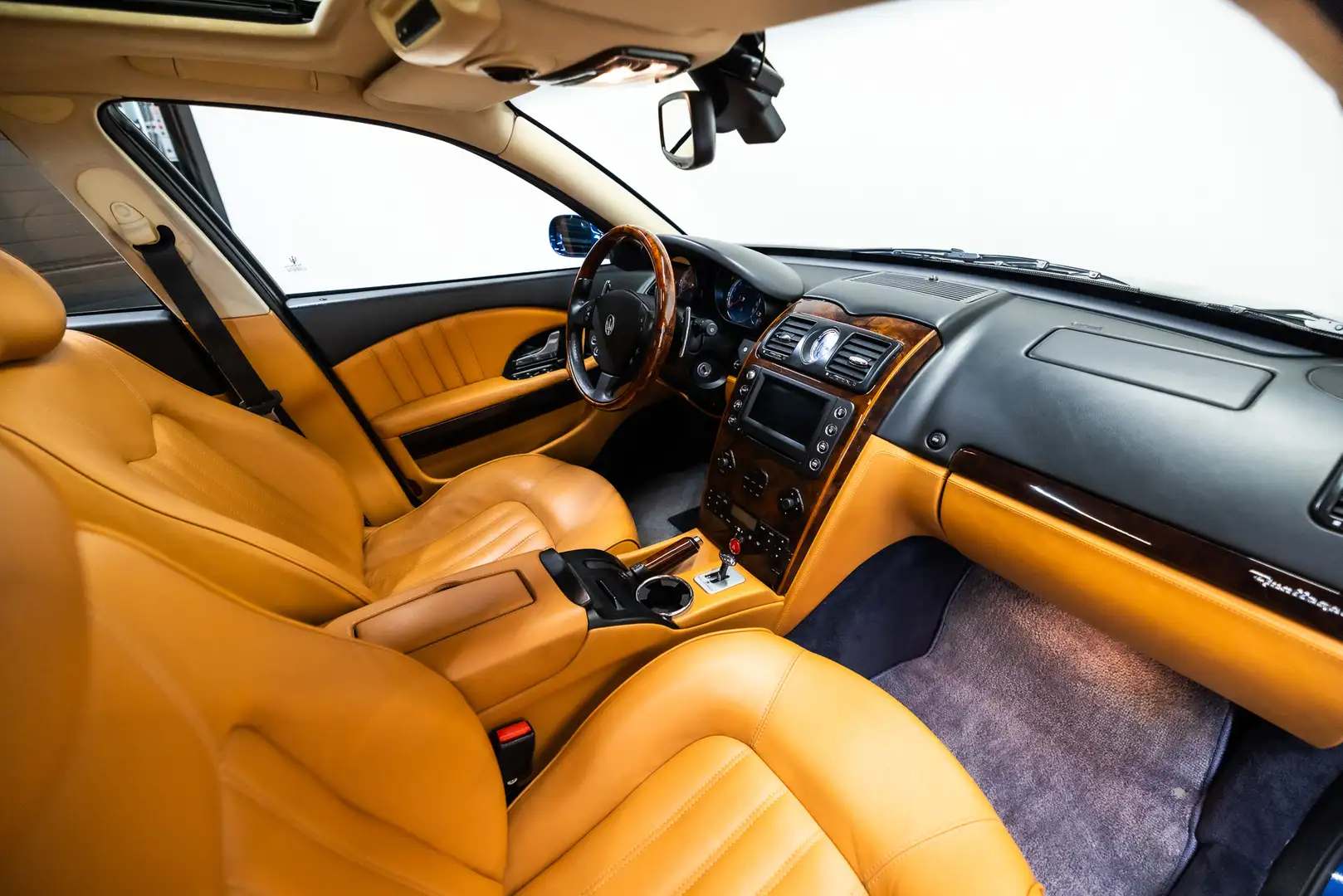 Maserati Quattroporte 4.2 Duo Select Fiscale waarde € 8.000,- plava - 2