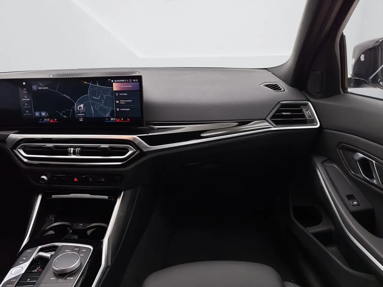 BMW 320 e Touring [Sport Line, AHK, ACC, RFK, 18" LMR] 16