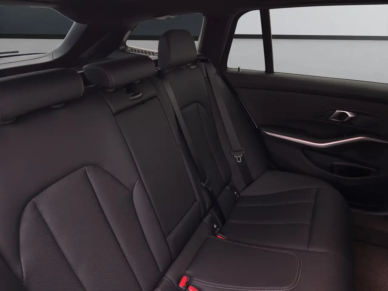 BMW 320 e Touring [Sport Line, AHK, ACC, RFK, 18" LMR] 8