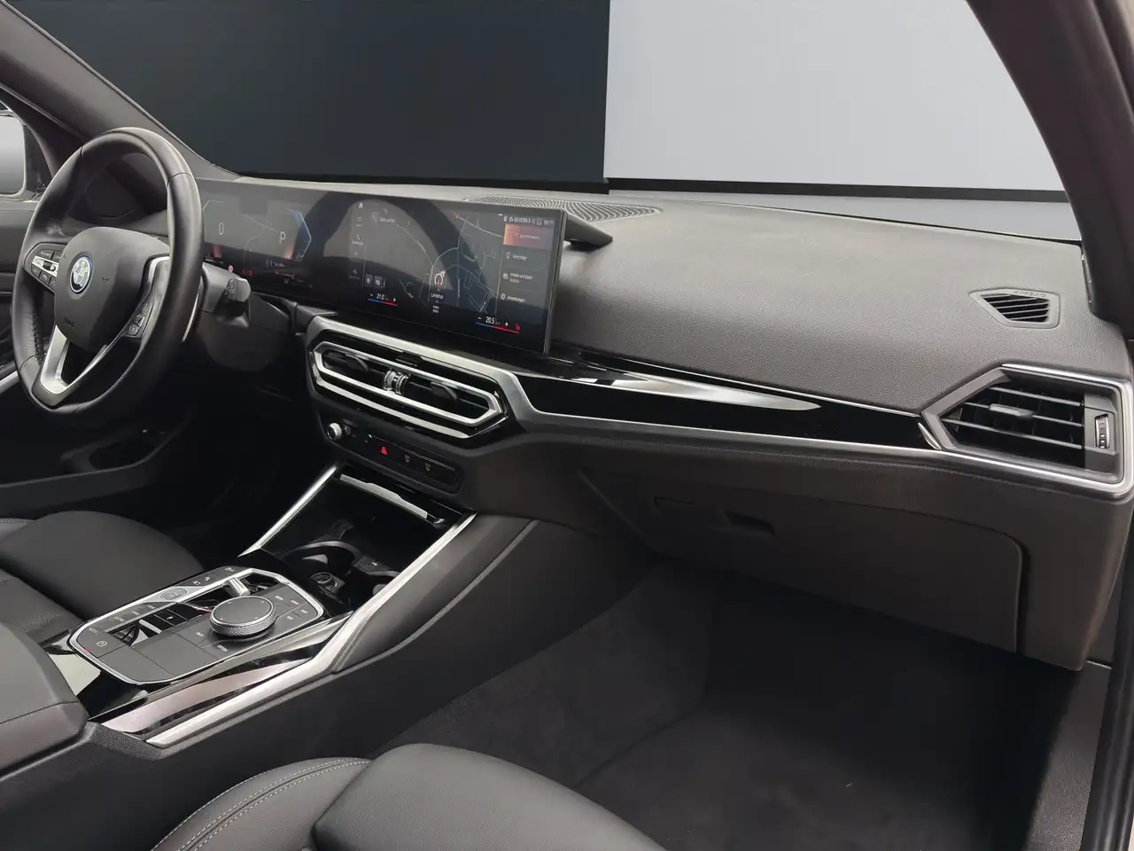 BMW 320 e Touring [Sport Line, AHK, ACC, RFK, 18" LMR] 5