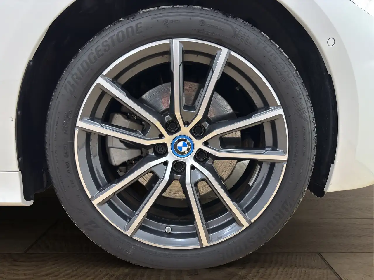 BMW 320 e Touring [Sport Line, AHK, ACC, RFK, 18" LMR] 2