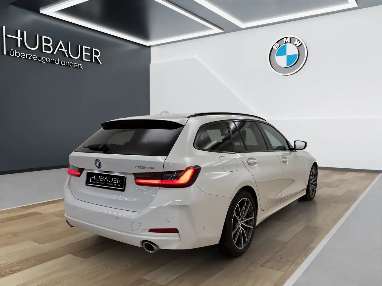 BMW 320 e Touring [Sport Line, AHK, ACC, RFK, 18" LMR] 3