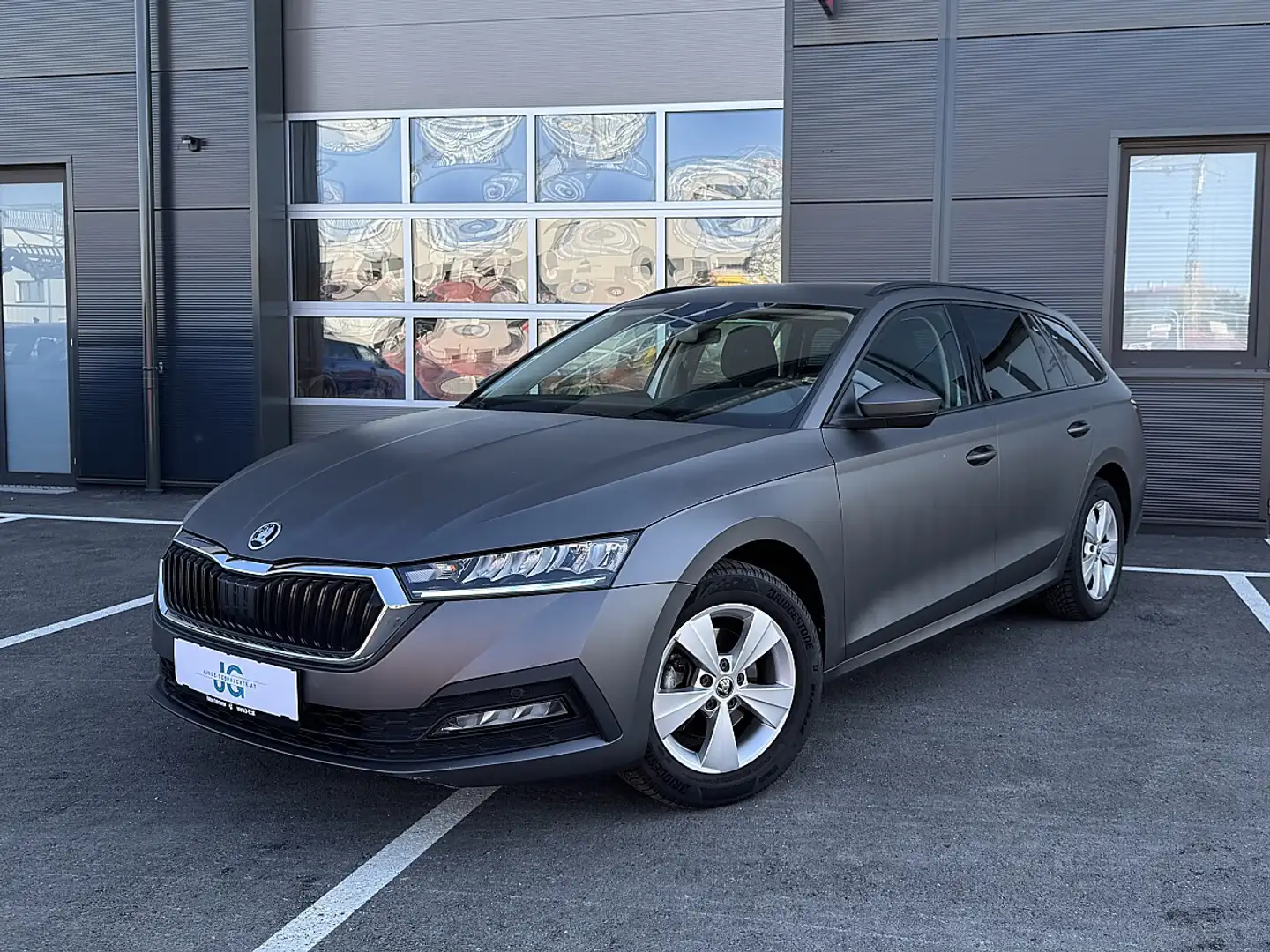 Skoda Octavia 2.0 TDI Ambition DSG *SPURASS *SH Silber - 2
