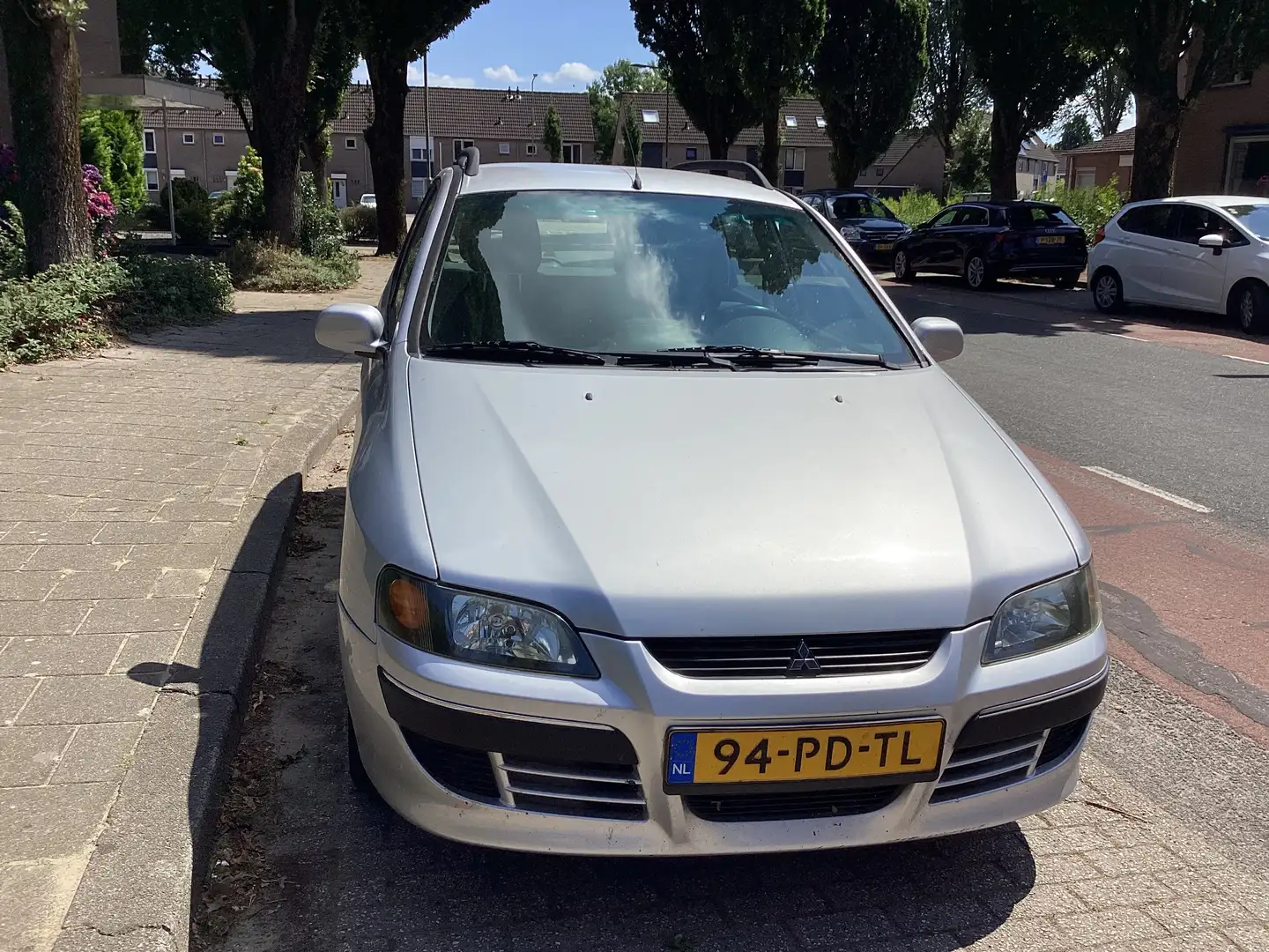 Mitsubishi Space Star Space Star 1.6 Shogun SE Zilver - 1