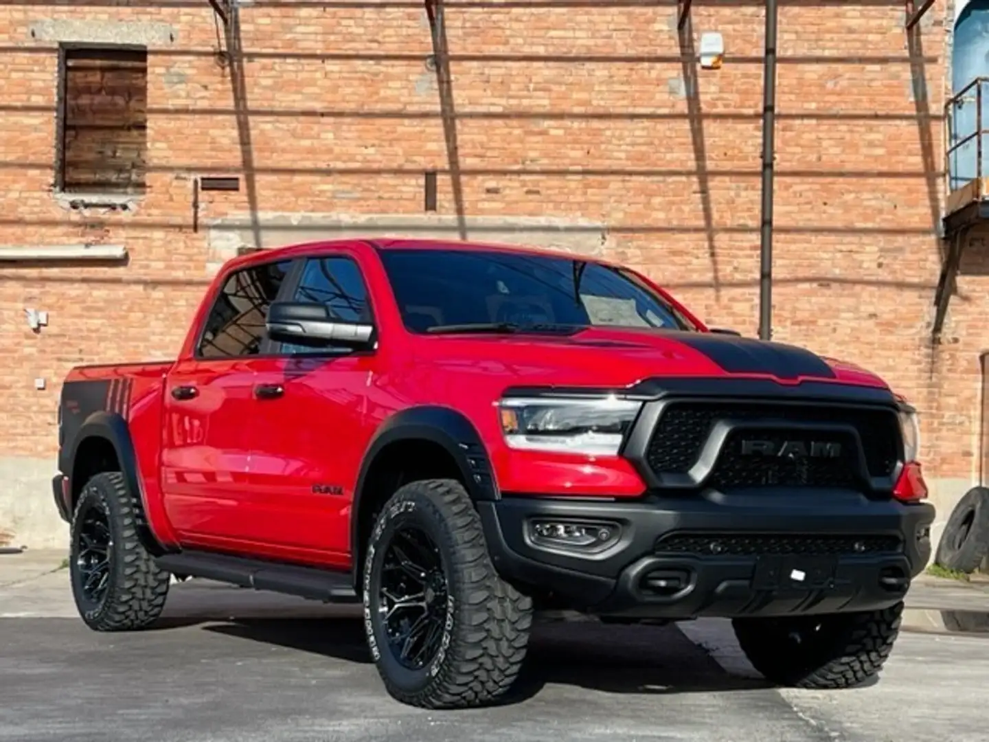 Dodge RAM 1500 Crew 5.7L V8 REBEL GT TRX PACKAGE 2024 Rosso - 1